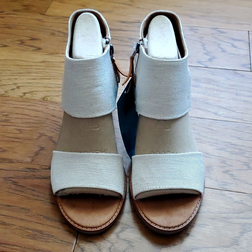 TOMS Majorca Block Heel